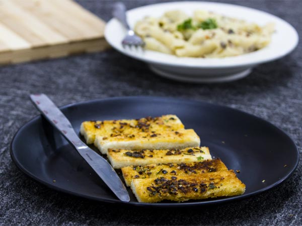 tawa garlic bread recipe