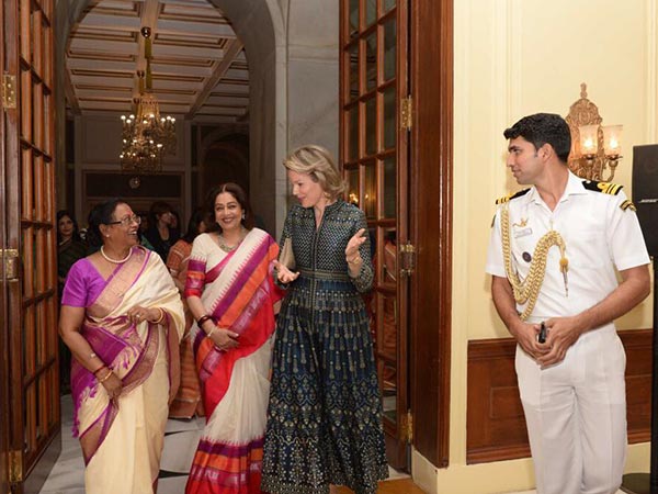 queen mathilde wearing anita dongre for india visit queen mathilde wearing anita dongre for india visit