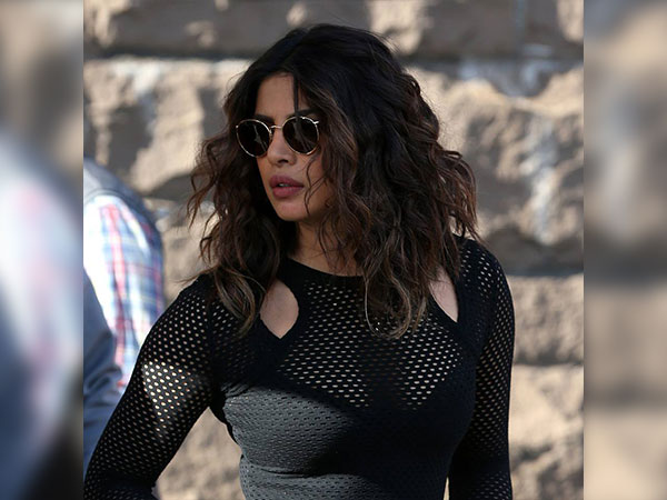 priyanka chopra latest alex parrish look priyanka chopra latest alex parrish look