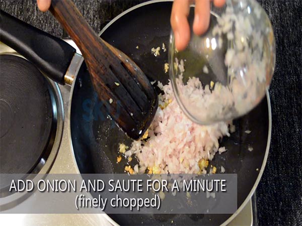 Pizza Sauce Recipe: How To Prepare Pizza Sauce At Home