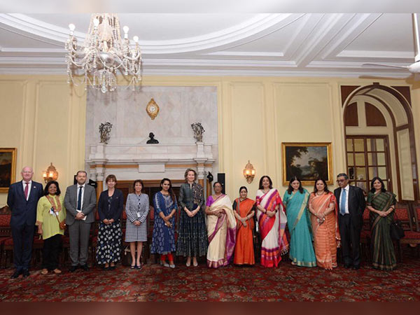 queen mathilde wearing anita dongre for india visit queen mathilde wearing anita dongre for india visit