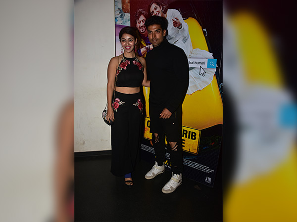 gurmeet and debina at qarib qarib-singlle screening