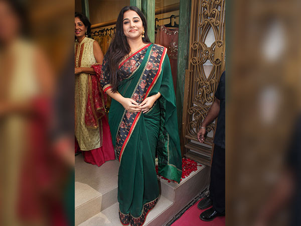 tumhari sulu sari collection vidya balan