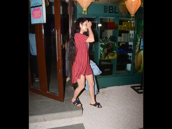 fatima shana sheikh new style at salon