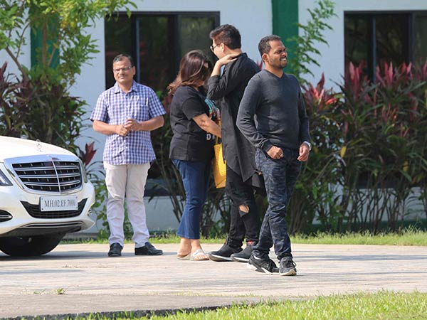 alia bhatt and deepika padukone in alibaug