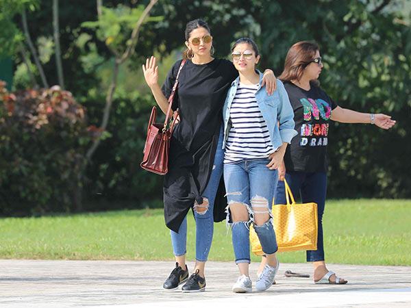 alia bhatt and deepika padukone in alibaug