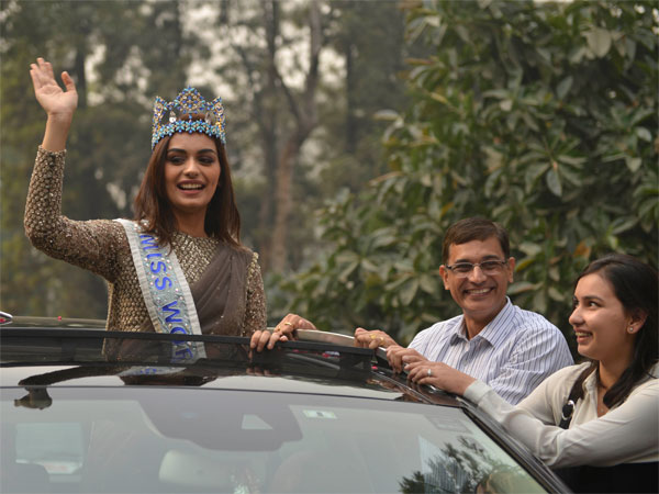 manushi chillar at drdo complex parade