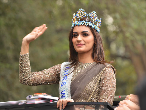 manushi chillar at drdo complex parade