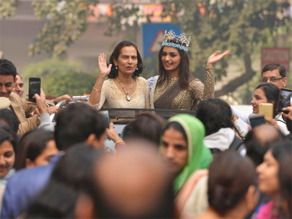 manushi chillar at drdo complex parade