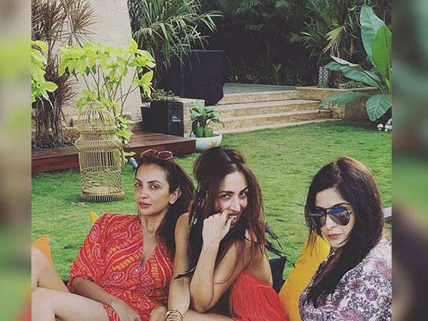 amrita arora birthday party