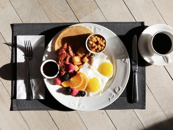 1. Eat A Nutritious Breakfast