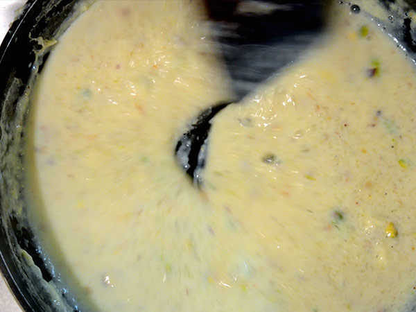 How to make Kesar Pista Phirni