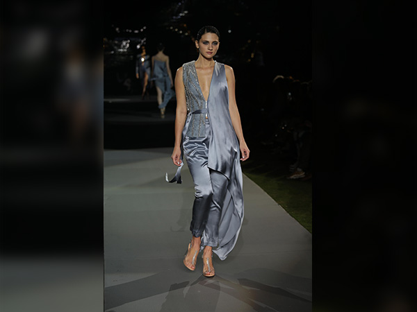 rohit gandhi rahul khanna 20th anniversary in fashion rohit gandhi rahul khanna 20th anniversary in fashion