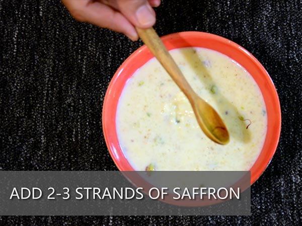 How to make Kesar Pista Phirni