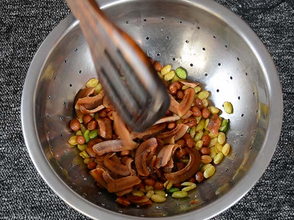 Easy Avarekai Mixture Recipe