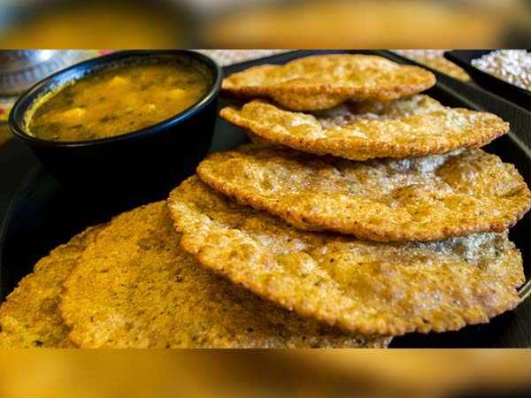 How to make Bedmi Puri