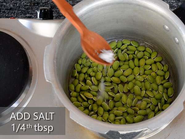 Easy Avarekalu Saru Recipe