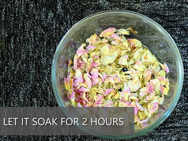 Homemade Thandai Recipe