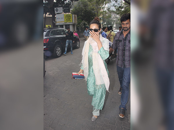 malaika arora spring style goals malaika arora spring style goals