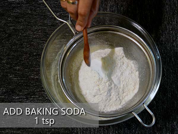 banana and jam cake recipe