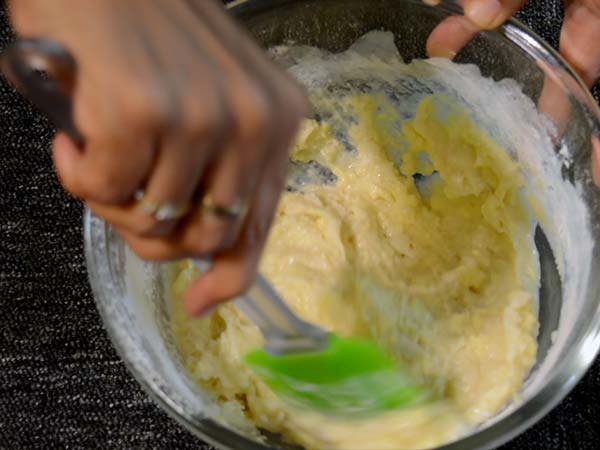 banana and jam cake recipe