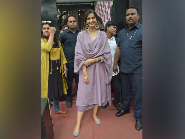 Sonam Kapoor fashion