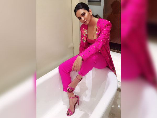 Kriti Kharbanda Fashion