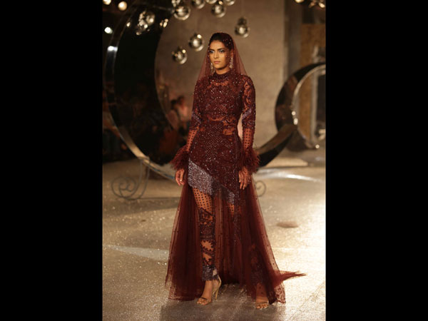 Falguni & Shane Peacock India Couture Week