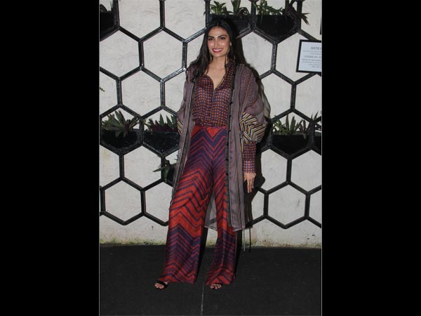 Athiya Shetty western looks