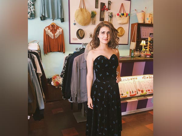 Fatima Sana Sheikh dress