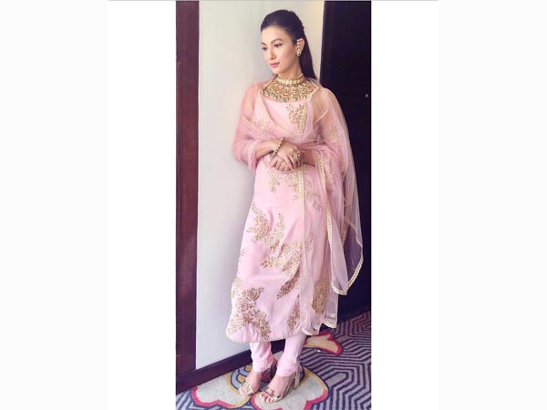 Gauhar Khan style