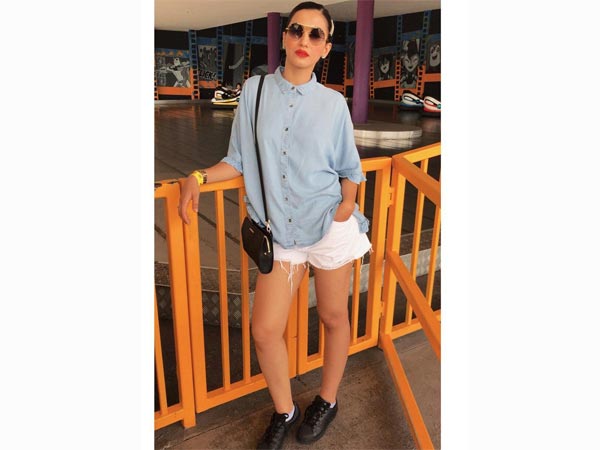  Gauhar Khan fashion