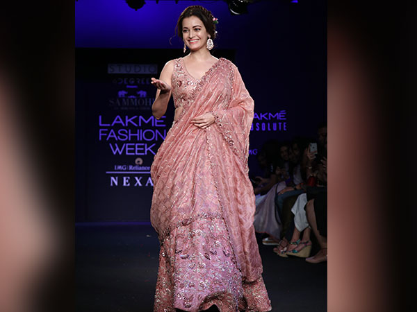 Dia Mirza LFW 2018