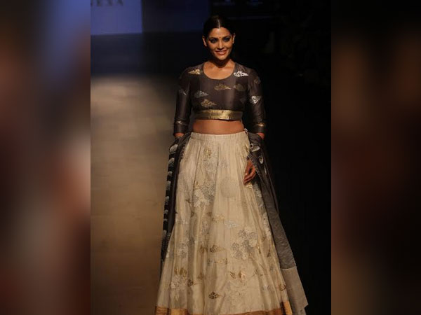 Saiyami Kher showstopper