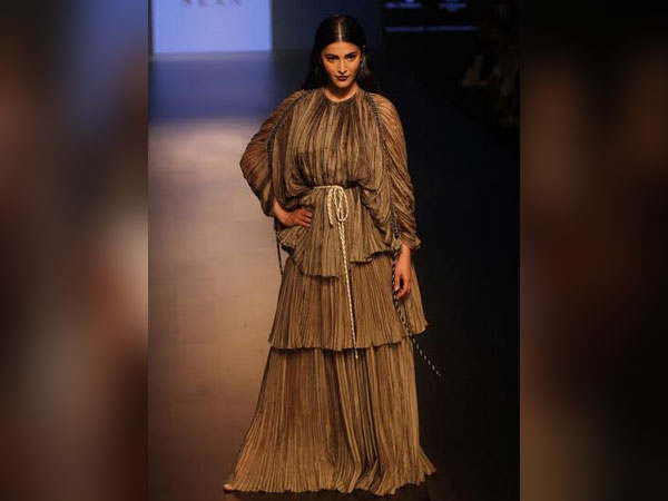 Shruti Haasan fashion