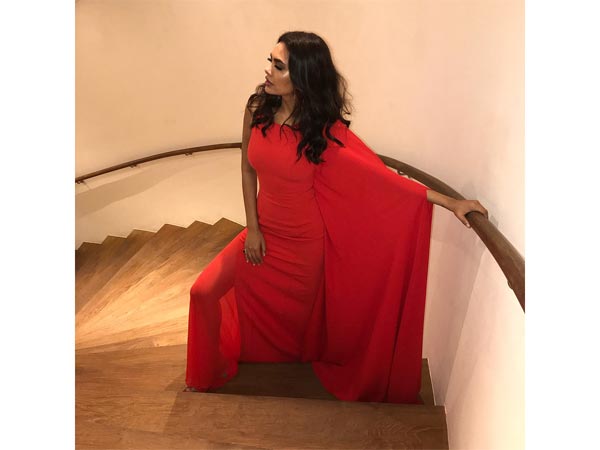 Esha Gupta fashion Esha Gupta fashion