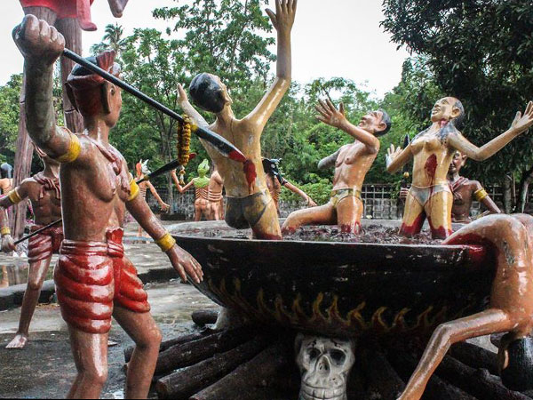 This Temple In Thailand Gives A Glimpse Of Hell! This Temple In Thailand Gives A Glimpse Of Hell!