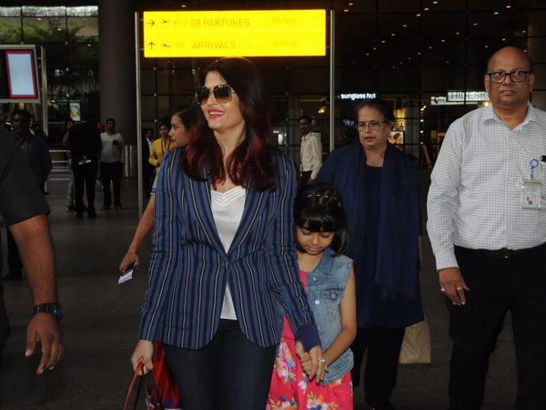 Aishwarya Rai Airport Look 