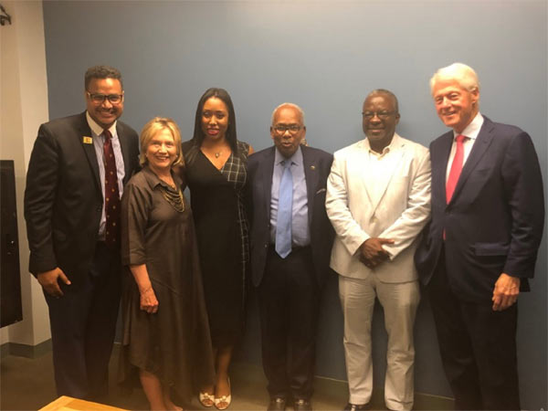 Hillary Clinton India 