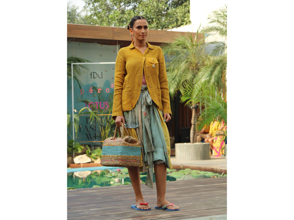 Pero by Aneeth Arora Show