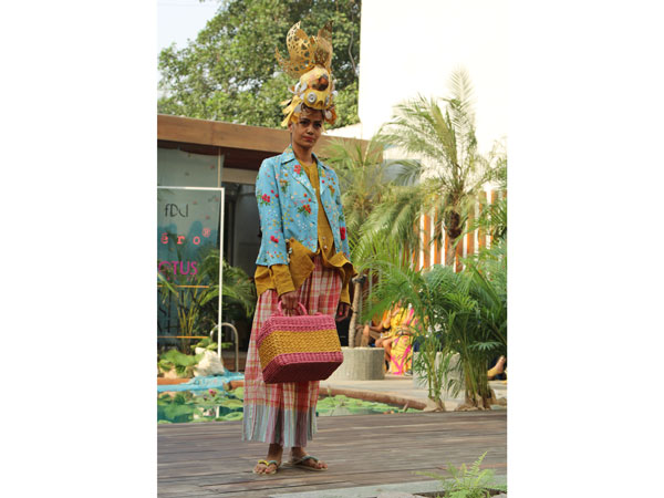 Pero by Aneeth Arora Show