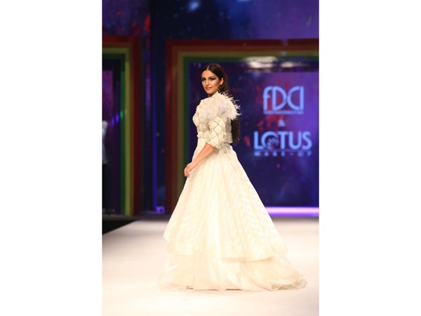 Huma Qureshi Fashion Huma Qureshi Fashion