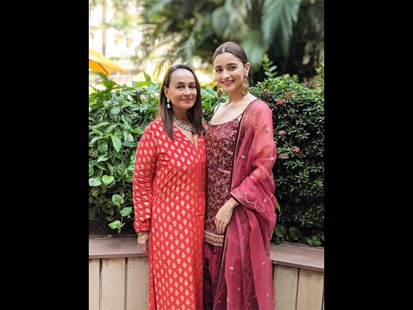 Alia Bhatt Kolkata International Film Festival