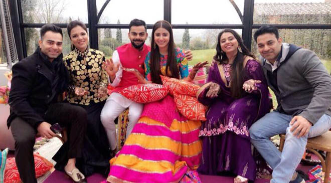 Anushka Sharma Mehendi