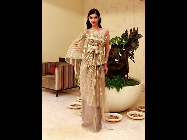  Diana Penty Fashion