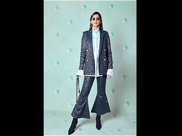 Sonam Kapoor Ek Ladki Ko Dekha Toh Aisa Laga