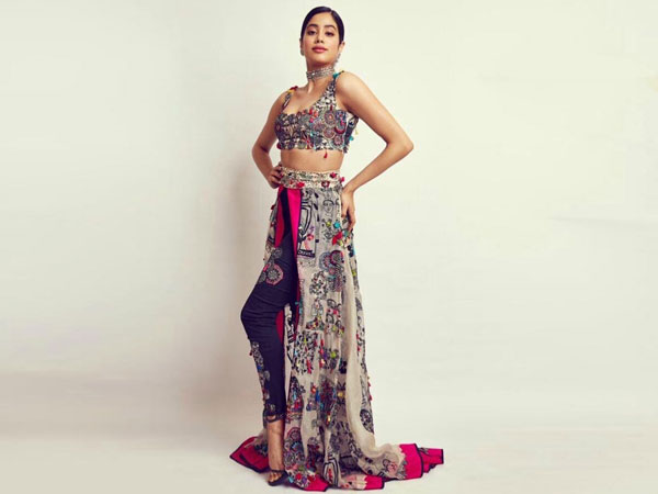 Janhvi Kapoor Fashion