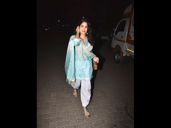 Janhvi Kapoor Traditional Looks