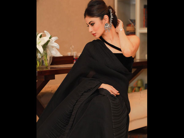 Mouni Roy Style Mouni Roy Style