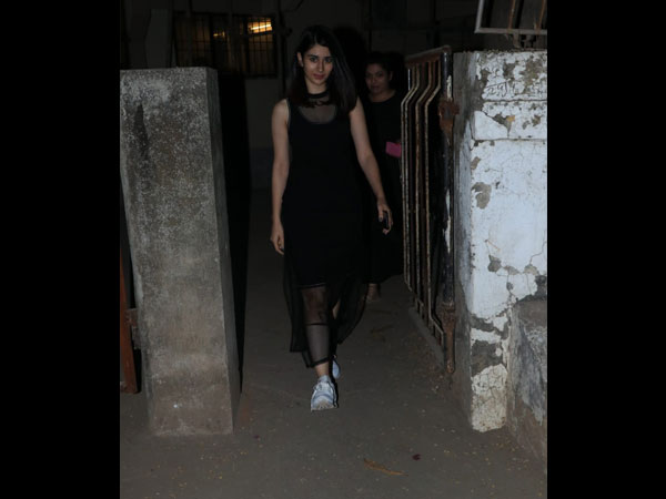 Warina Hussain Style Warina Hussain Style